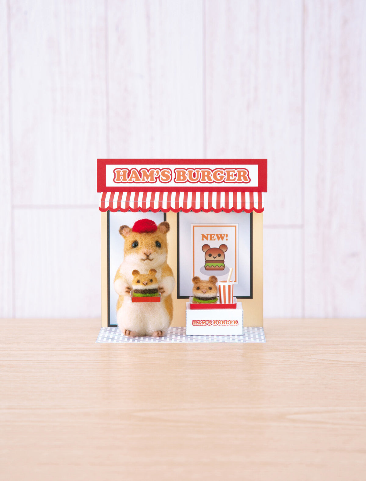 Hamanaka Needle Felting Kit – Hamster Hamburger Shop (Japanese Instructions Only)