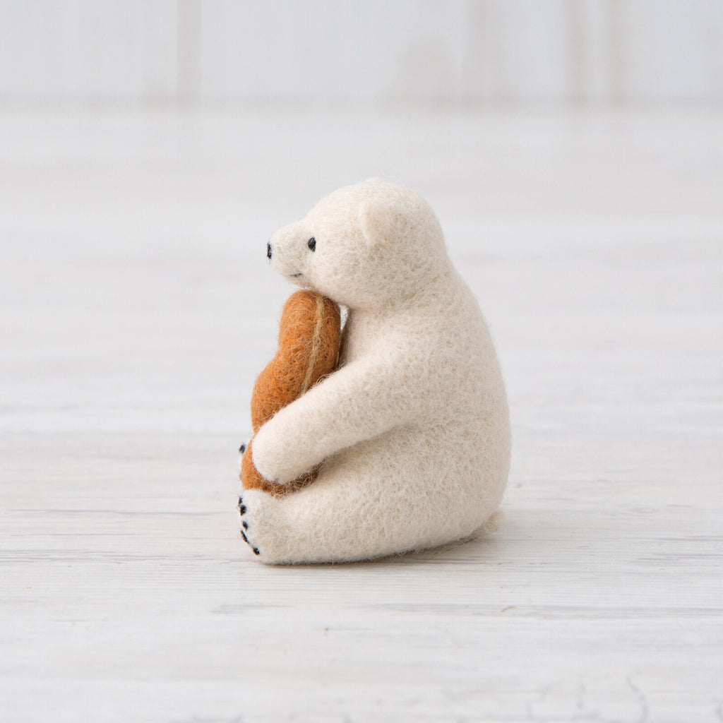 Hamanaka Needle Felting Kit – Shirokuma (White Bear) & Twisted Bread (Japanese Instructions Only)