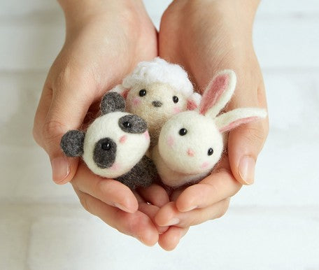 Hamanaka Needle Felting Kit – Little Friends Panda, Sheep & Rabbit (English & Japanese Instructions)