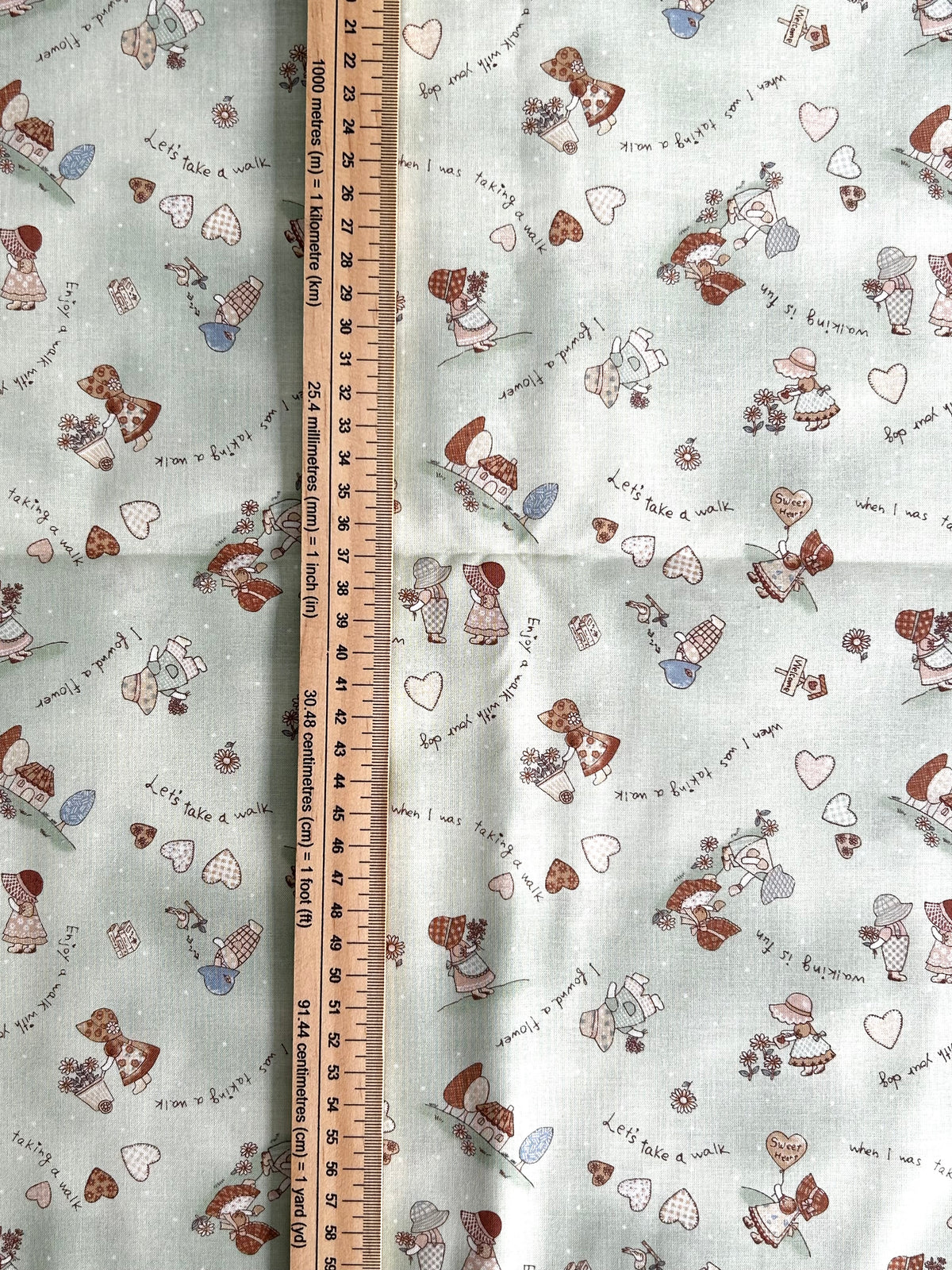 Japanese Cotton Fabric - Sunbonnet Sue (D)